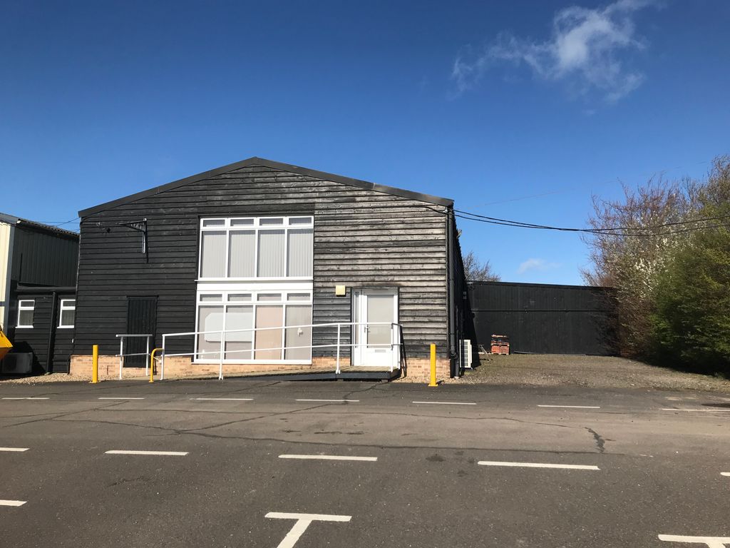Property photo 1 of 2 Babraham Industrial  Unit To Let 