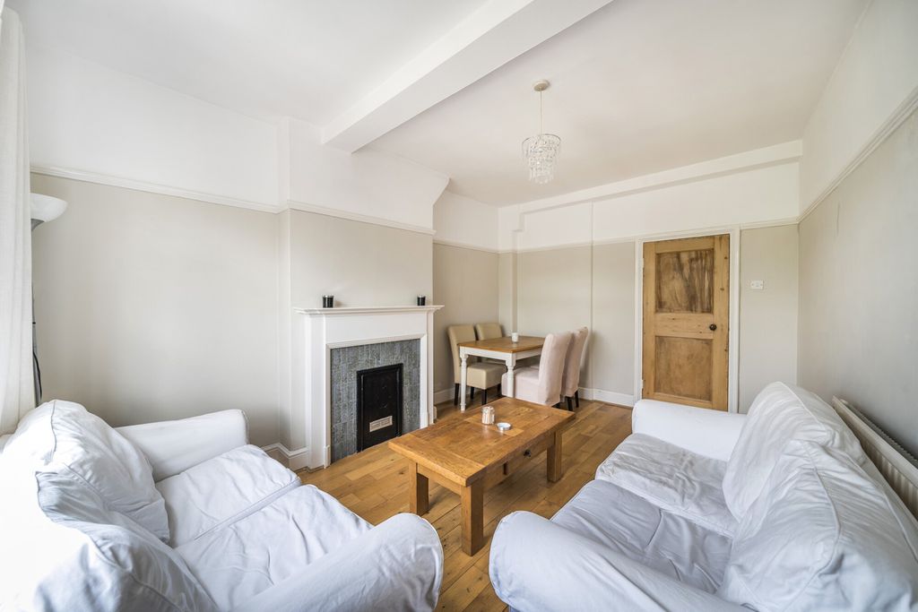 Property photo 1 of 25 1359831-21-68d3E1...