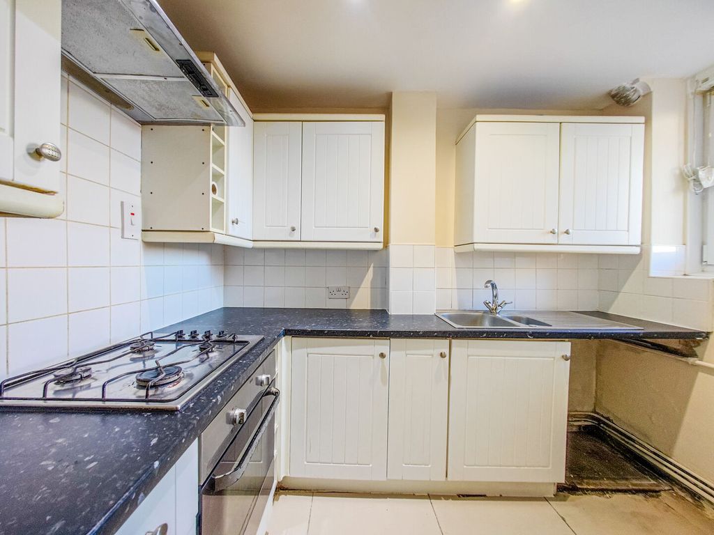 Property photo 2 of 14 Photo 5