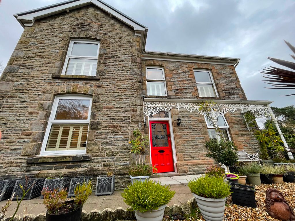 Property photo 1 of 36