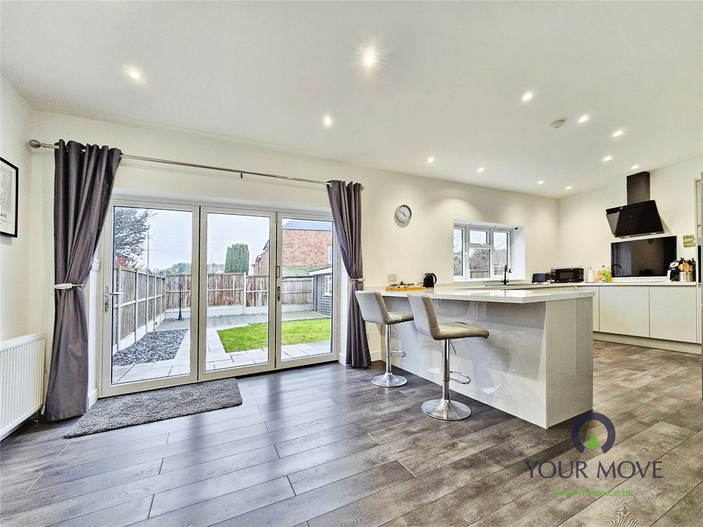 Property photo 2 of 15 Open Plan