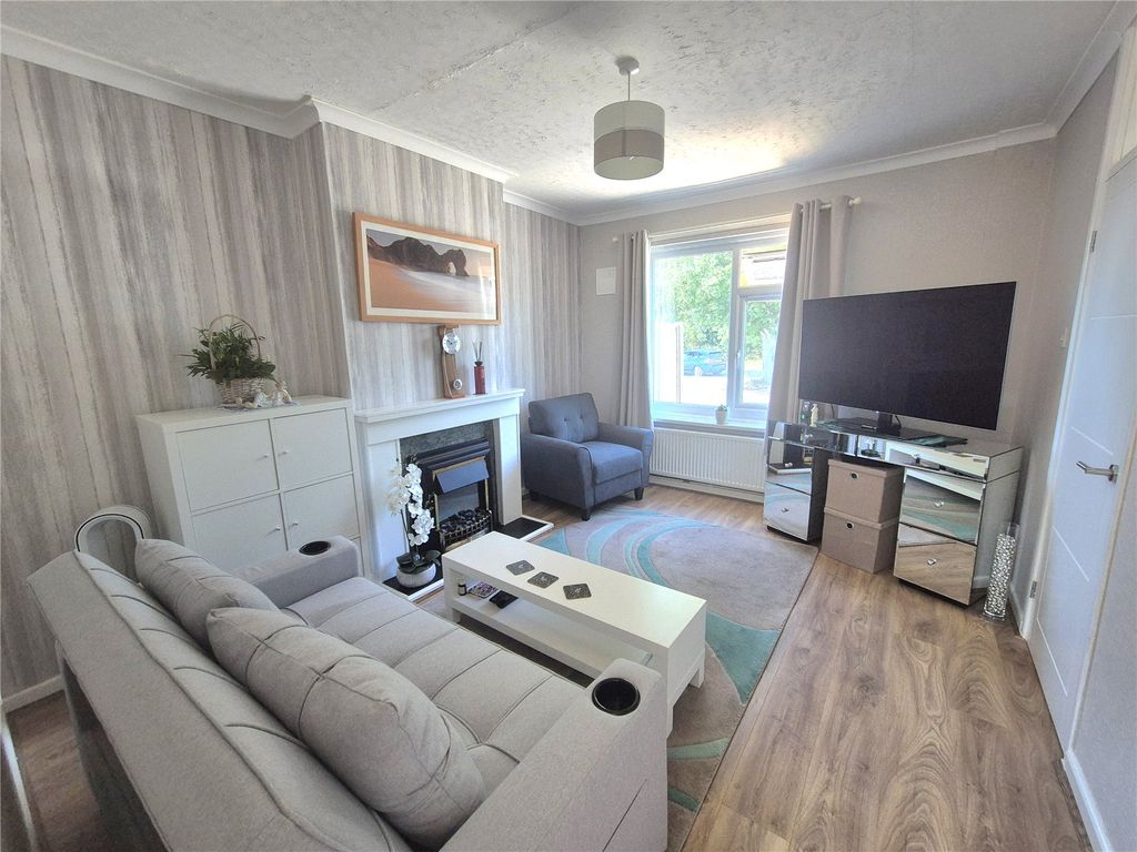 Property photo 3 of 13 Picture No. 08