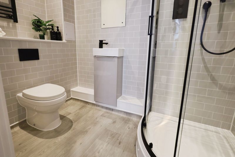 Property photo 2 of 11 Shower Room