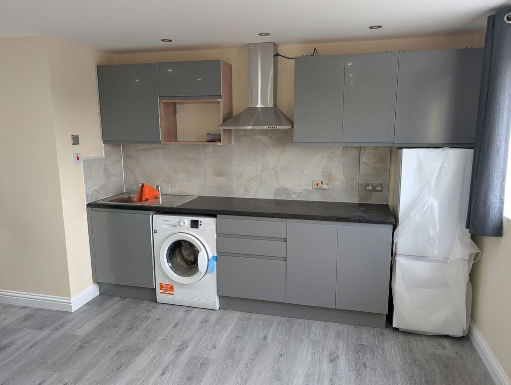 Property photo 1 of 6 Open Plan Kitchen Lounge