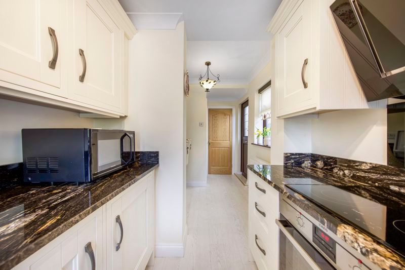 Property photo 3 of 29 Kitchen