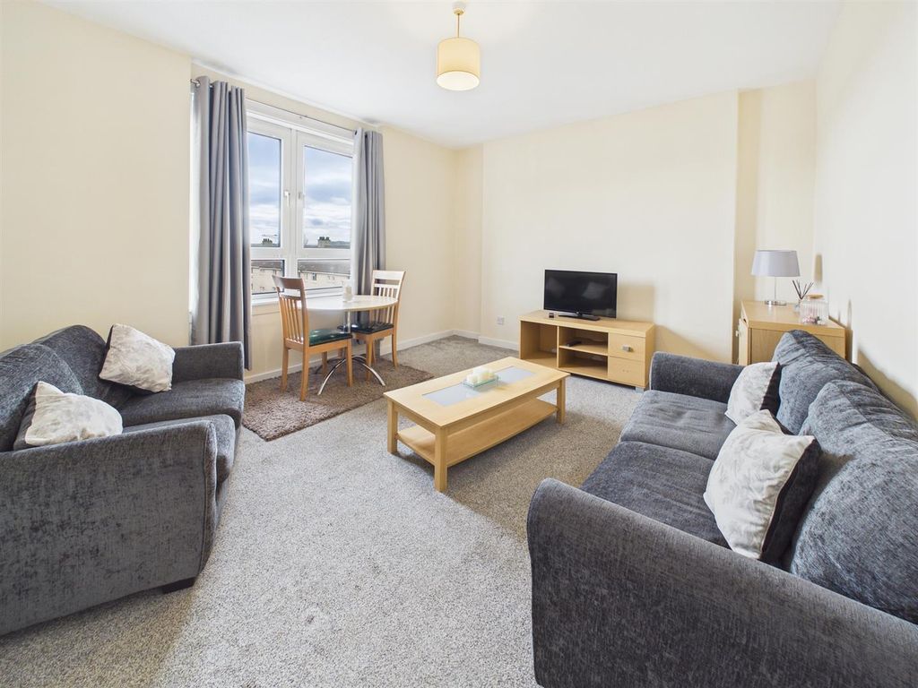 Property photo 2 of 18 Cam03782G0-Pr0271-Still005_Alt.Jpg