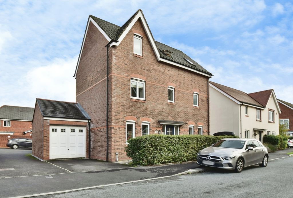 Property photo 1 of 29 Pbox-Img.Jpg