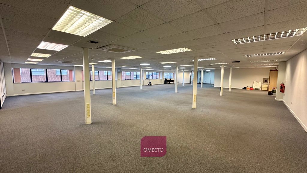 Property photo 3 of 12 Open Plan Office