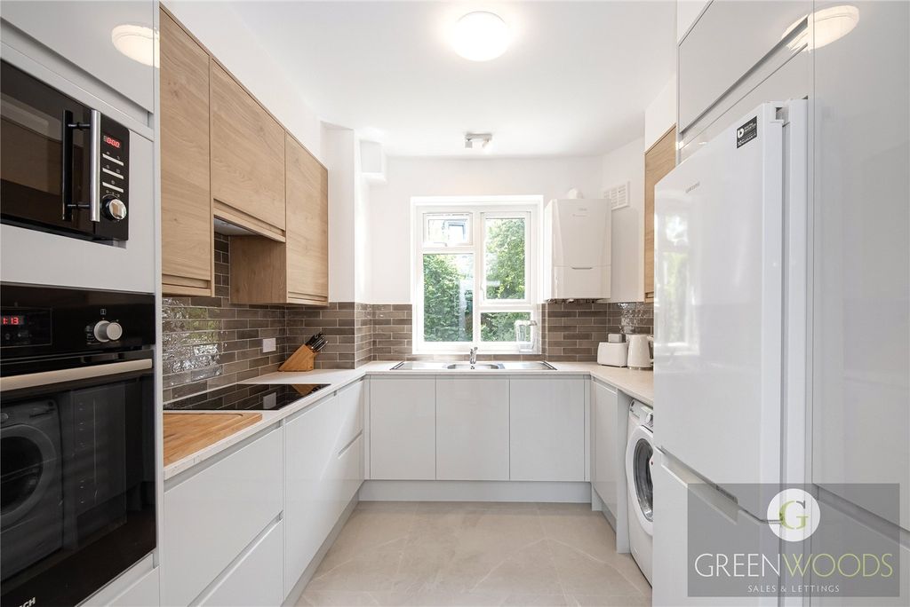 Property photo 3 of 17 Picture No. 66