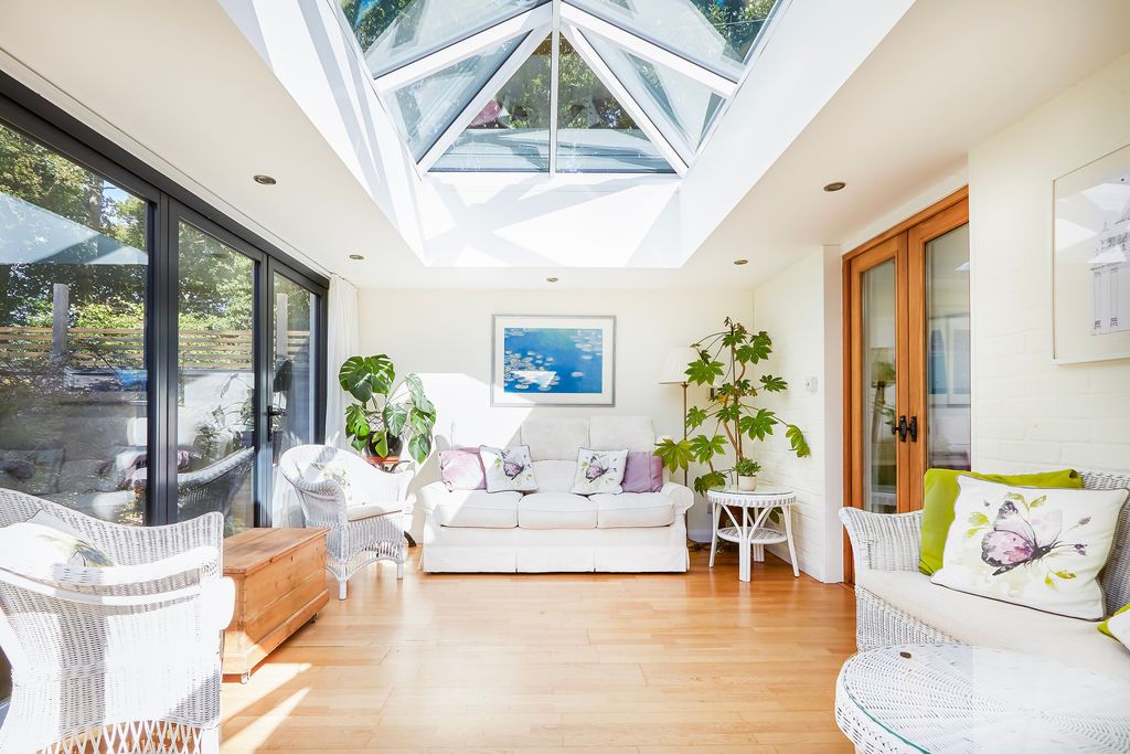 Property photo 2 of 33 Photo 37