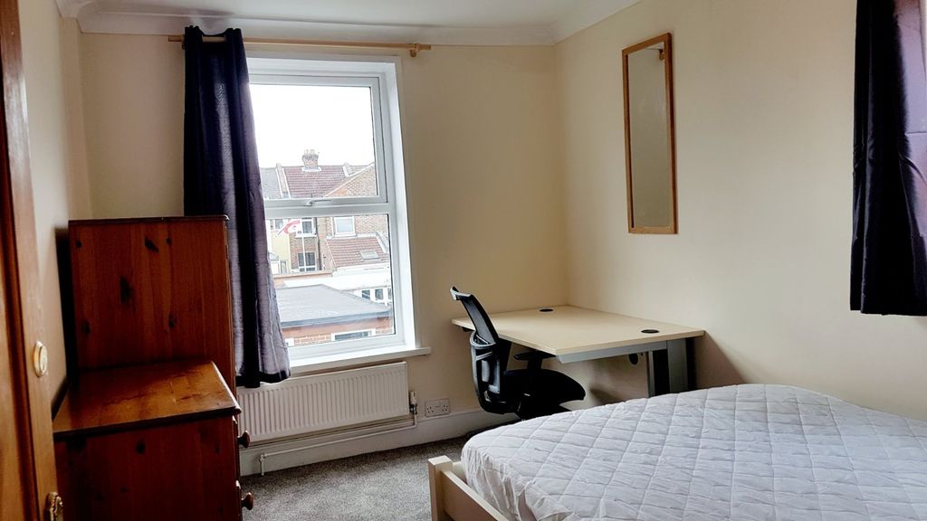 Property photo 3 of 9 Picture No. 12