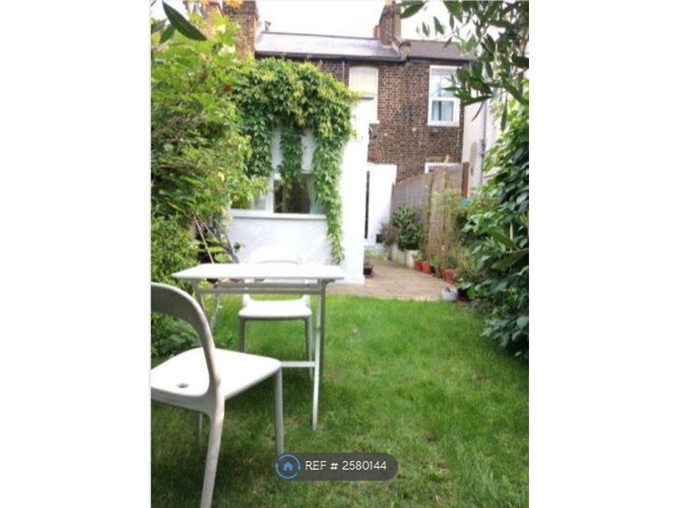 Property photo 2 of 24 Private Back Garden