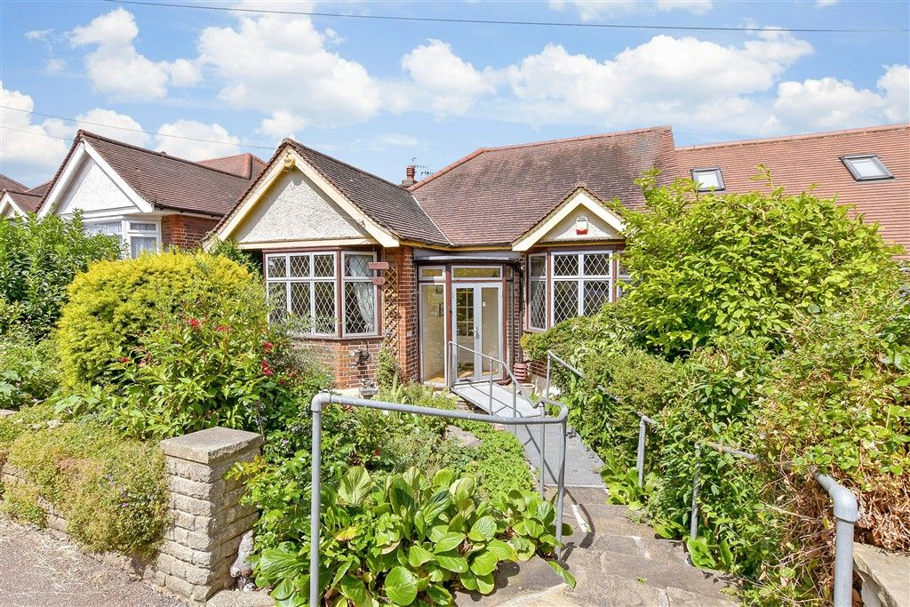 Property photo 1 of 11 External