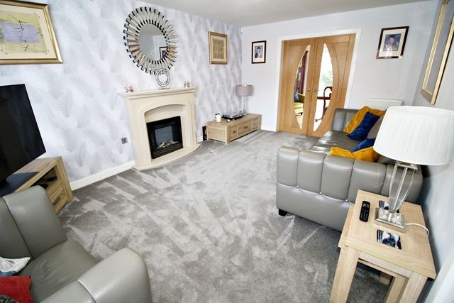 Property photo 2 of 21