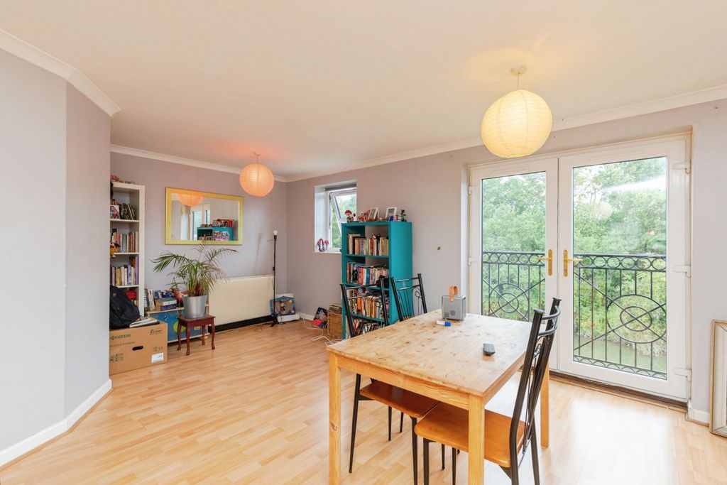 Property photo 1 of 16 Open Plan Living