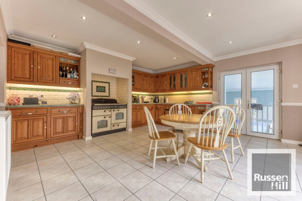 Property photo 2 of 24