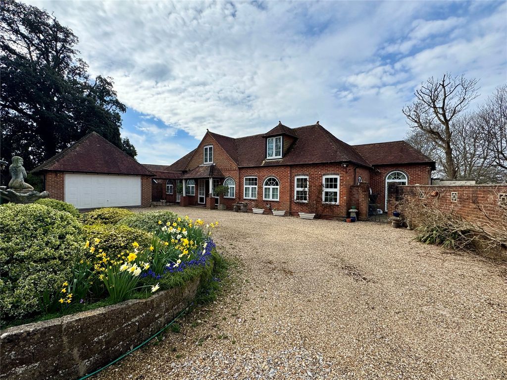 Property photo 1 of 25 Picture No. 35