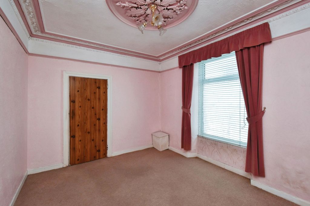 Property photo 3 of 15 Photography