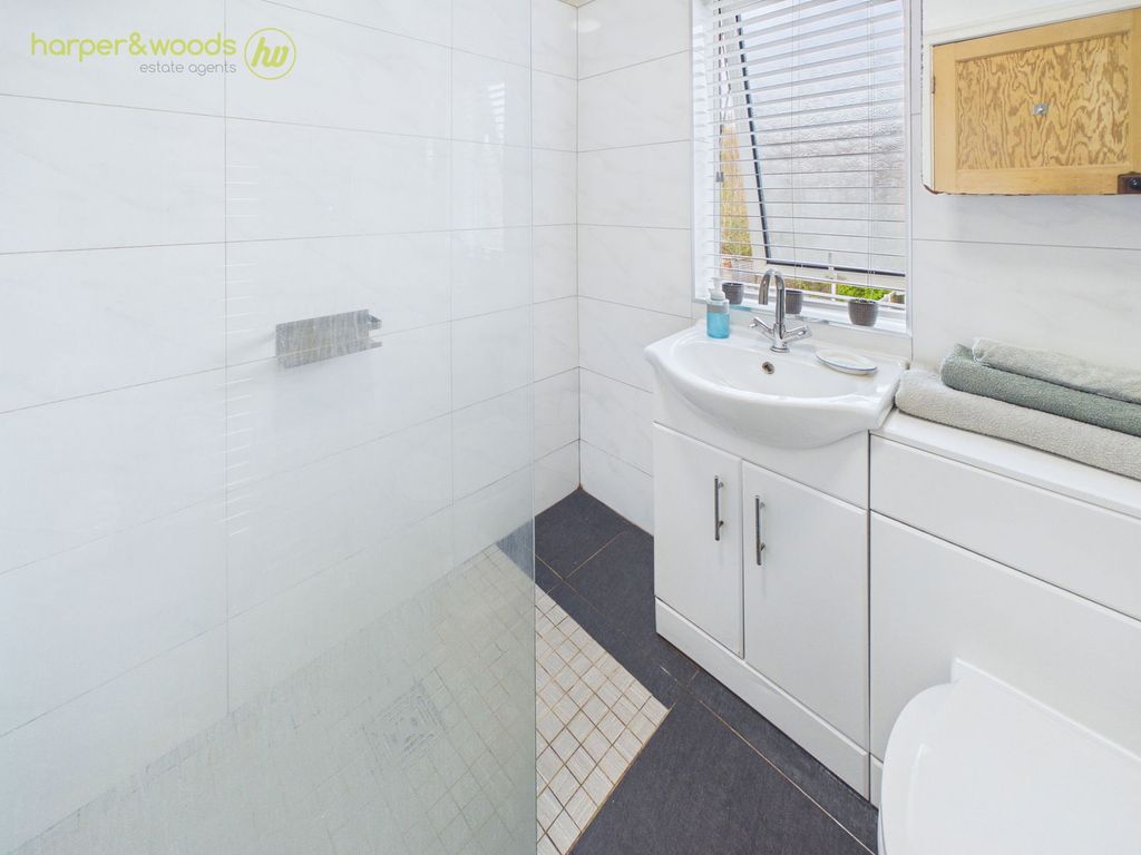 Property photo 3 of 32