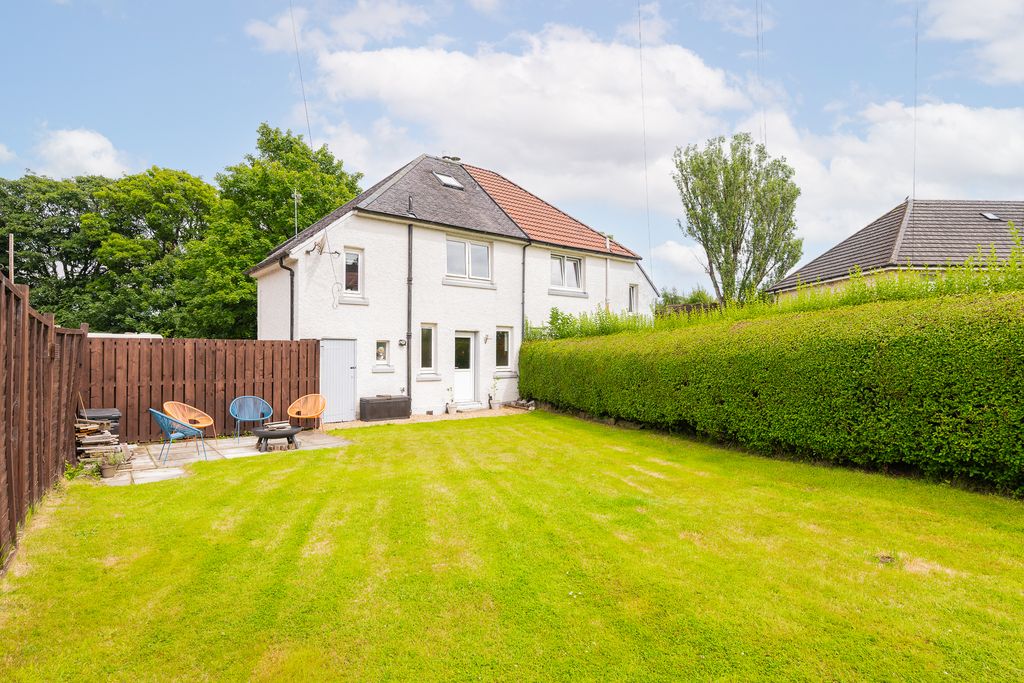 Property photo 3 of 17 Rear Garden