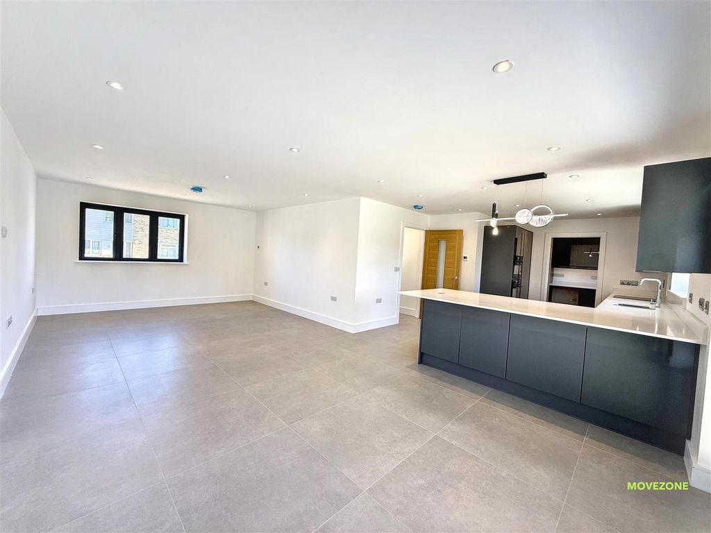 Property photo 3 of 22 Img_5002.Jpg