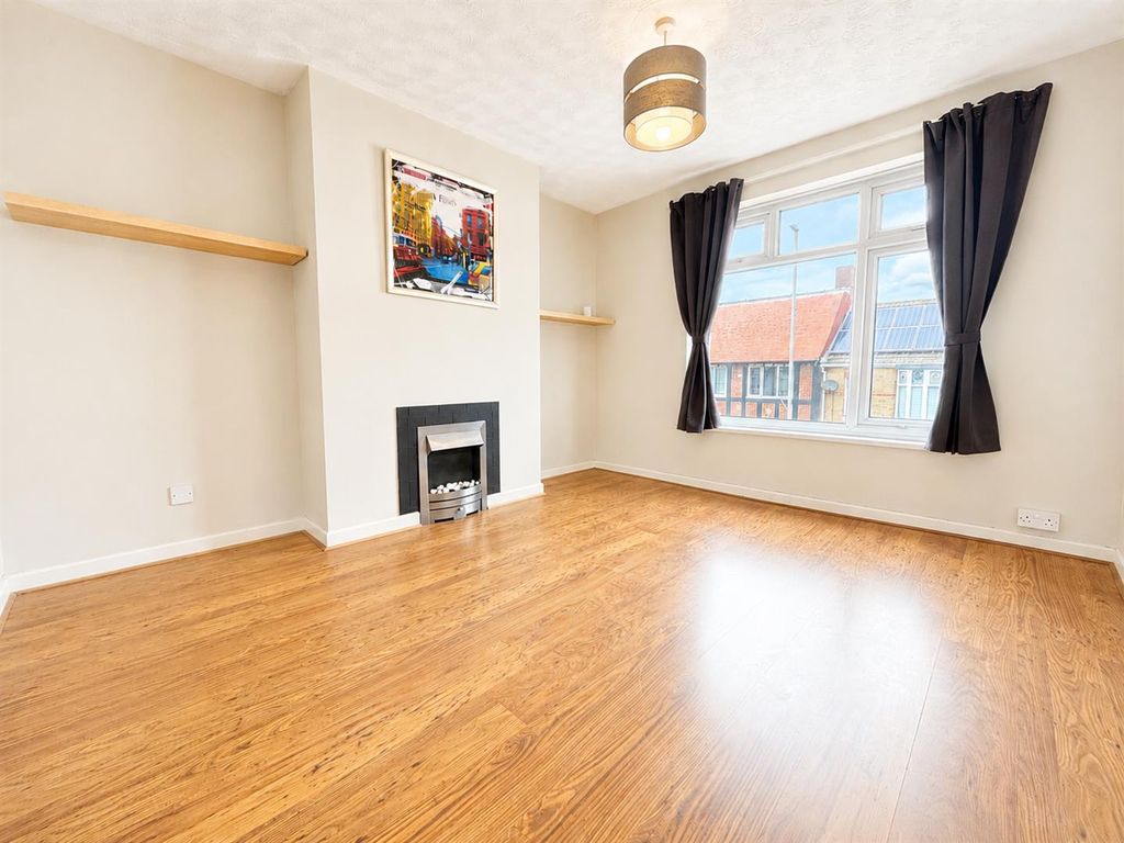 Property photo 3 of 13 2
