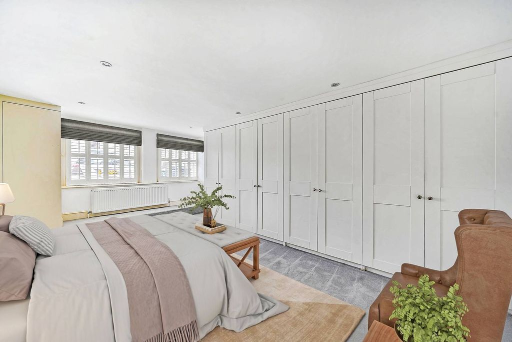 Property photo 3 of 7