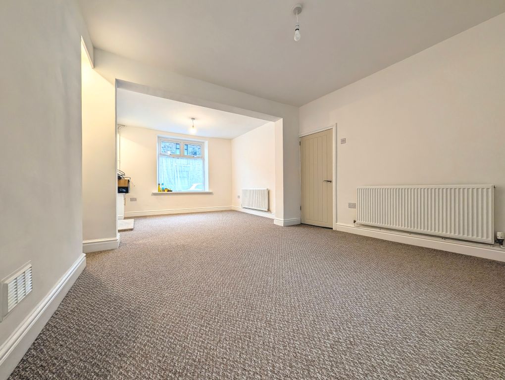 Property photo 3 of 9 Living Room