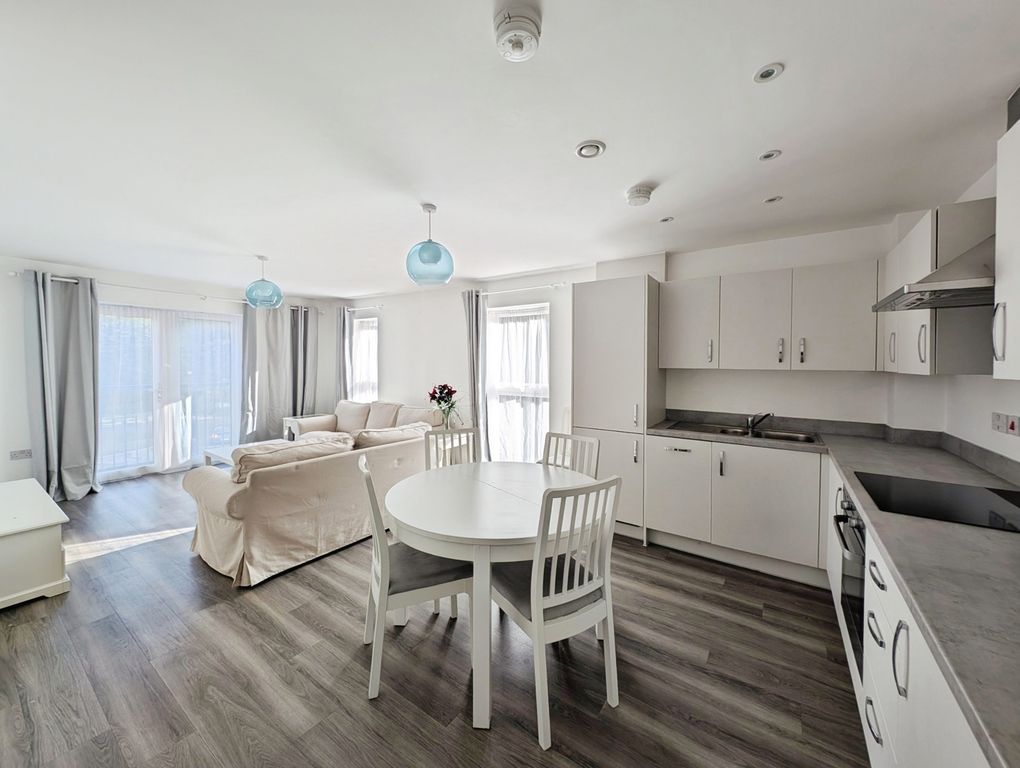 Property photo 1 of 22 Pbox-Img.Jpg