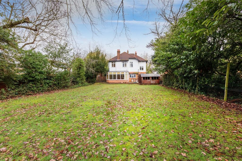 Property photo 2 of 21