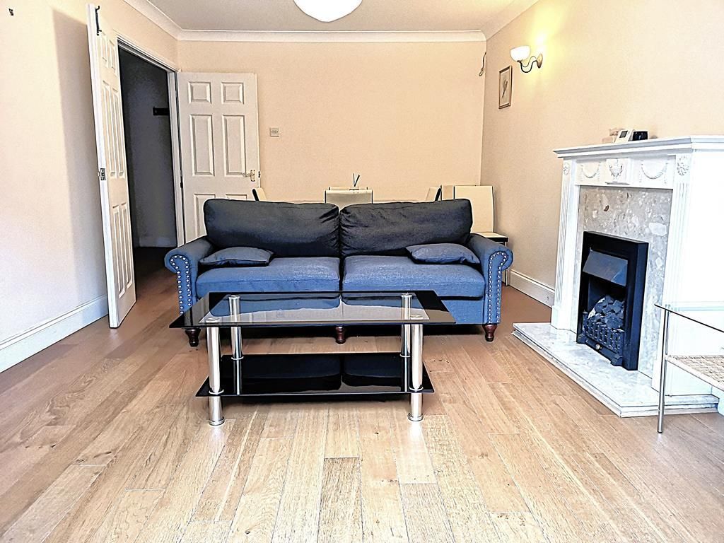 Property photo 3 of 11