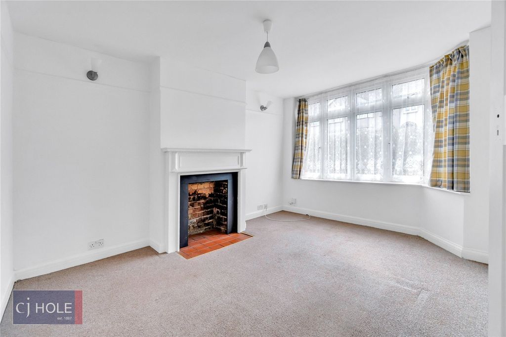 Property photo 2 of 12 Picture No. 41