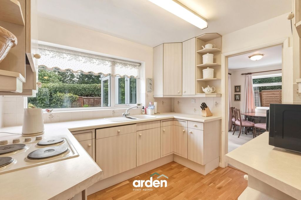 Property photo 2 of 14