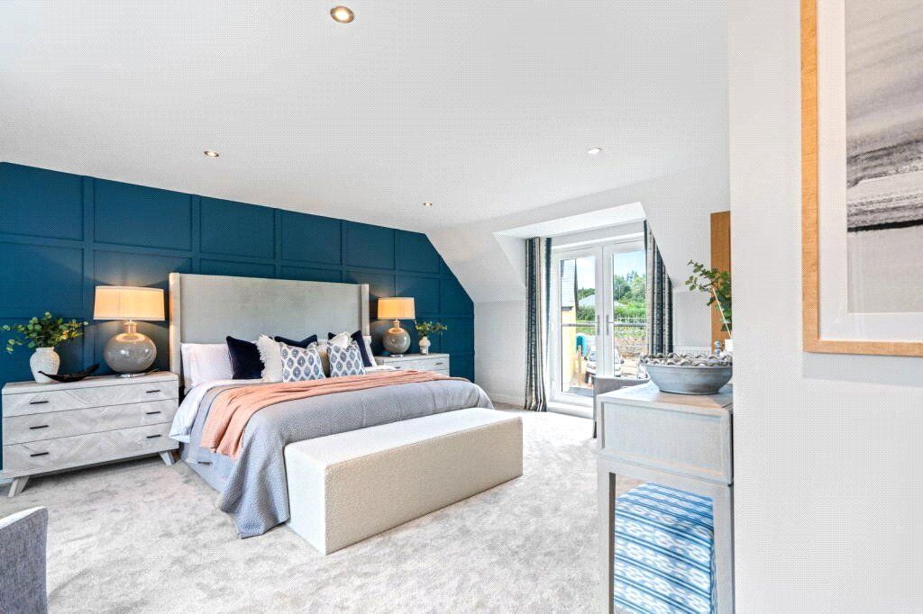 Property photo 1 of 7 Show Home