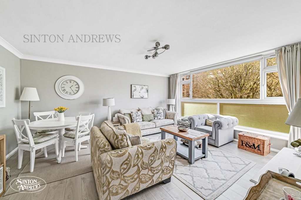 Property photo 2 of 9 Photo 2