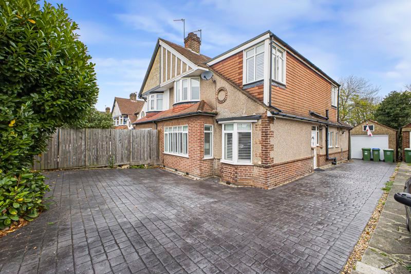 Property photo 1 of 25 External