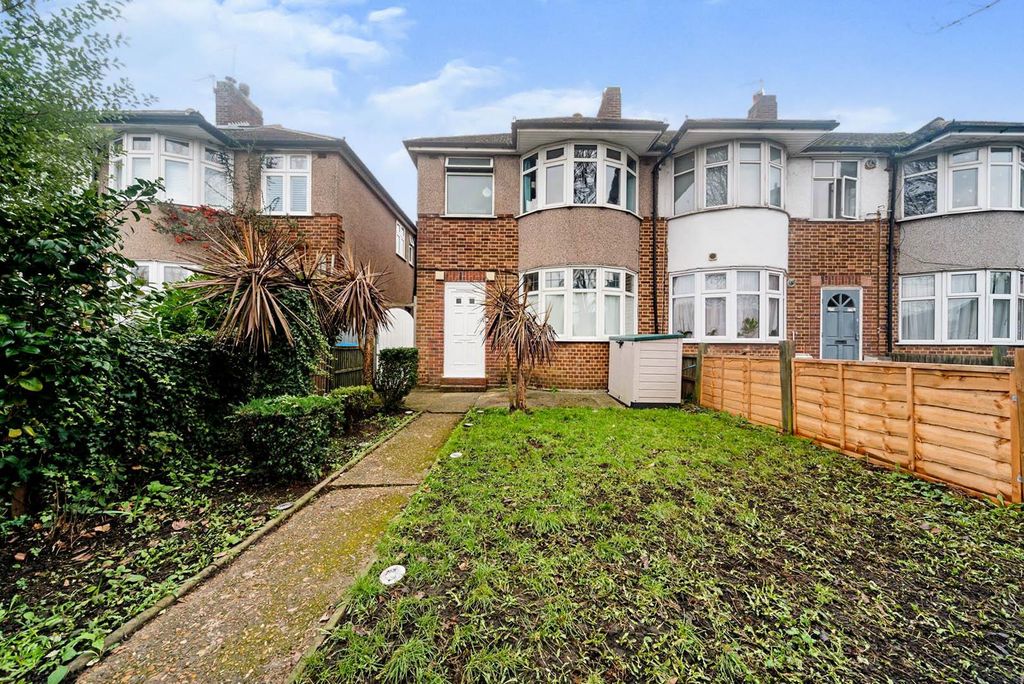 Property photo 1 of 12 External