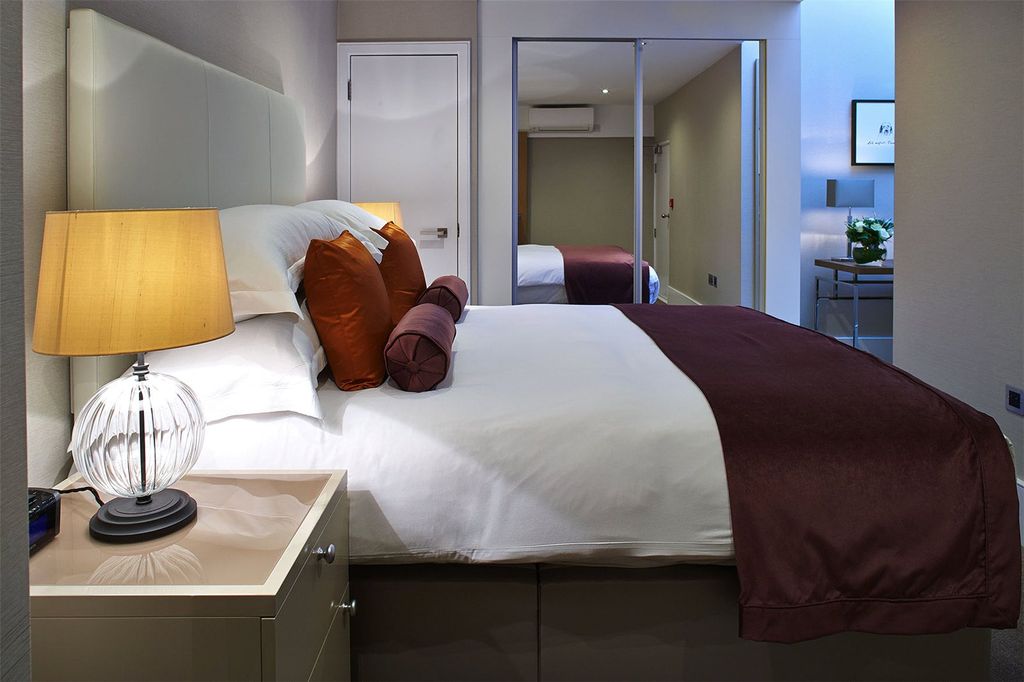 Property photo 3 of 8 Picture No. 02