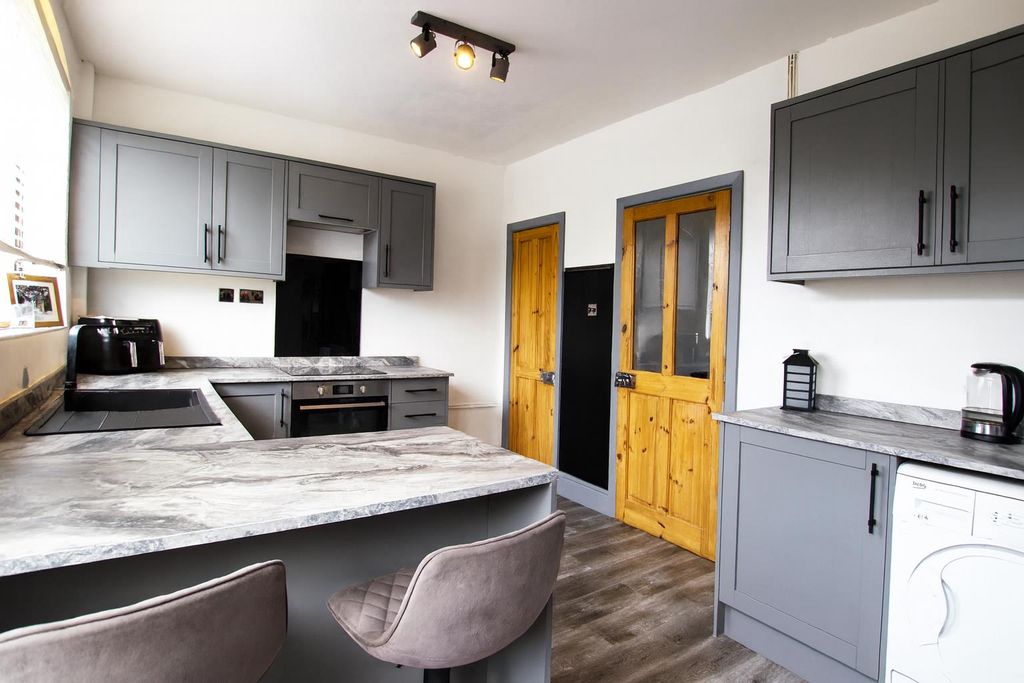 Property photo 1 of 14 Somerset (5).Png