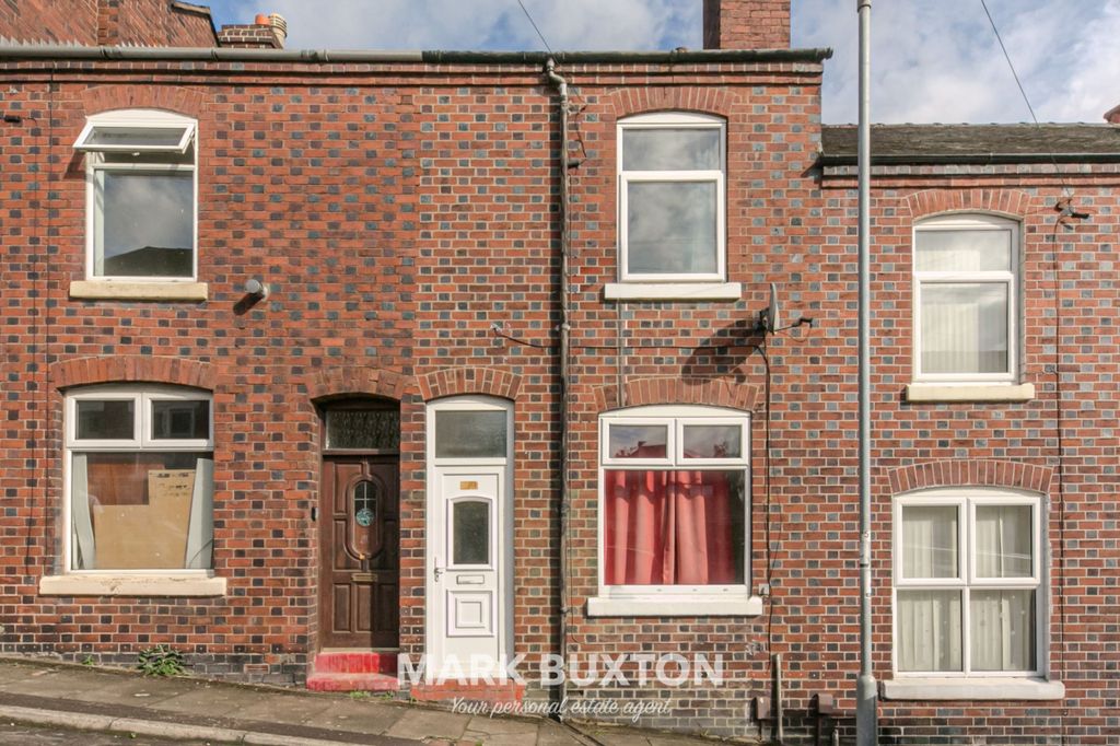 Property photo 1 of 12