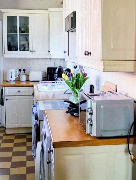 Property photo 2 of 13 Picture No. 27