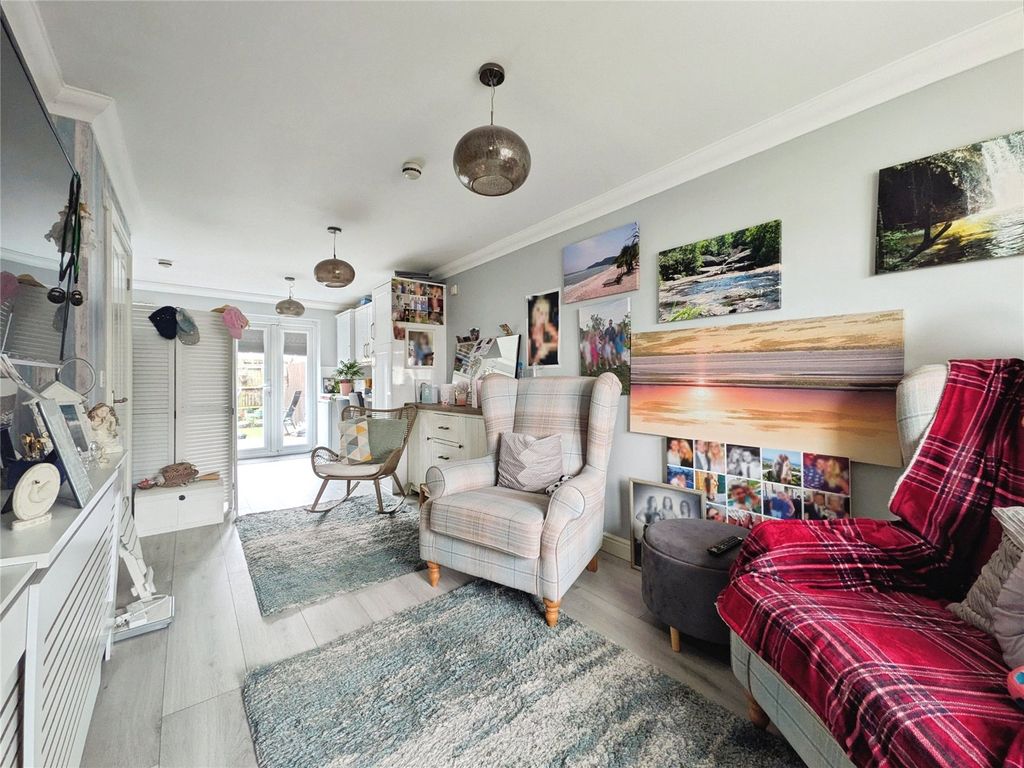 Property photo 2 of 13 Picture No. 04