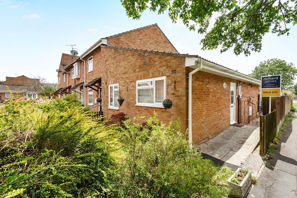 Property photo 1 of 12 1478234116A301904728d2