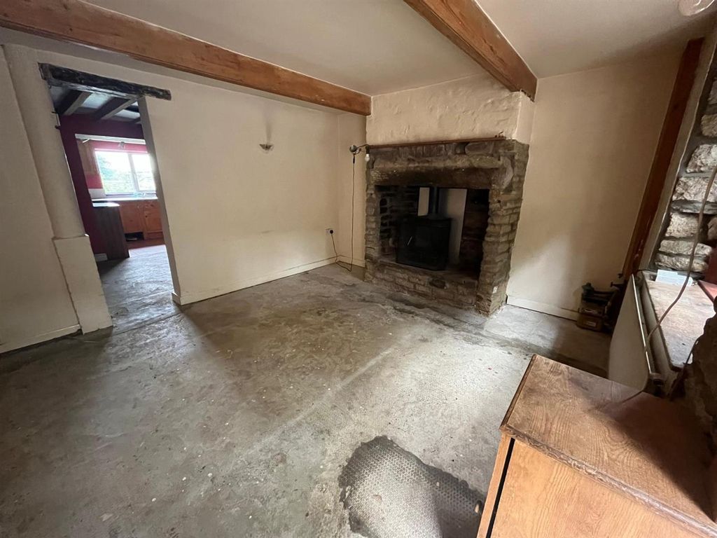 Property photo 2 of 15 (3).Jpeg