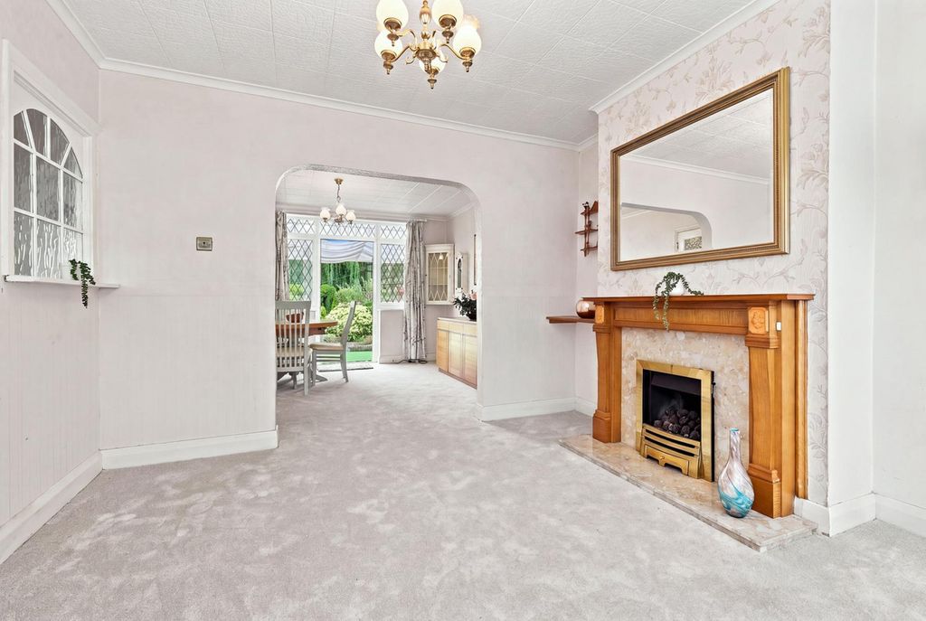 Property photo 2 of 24