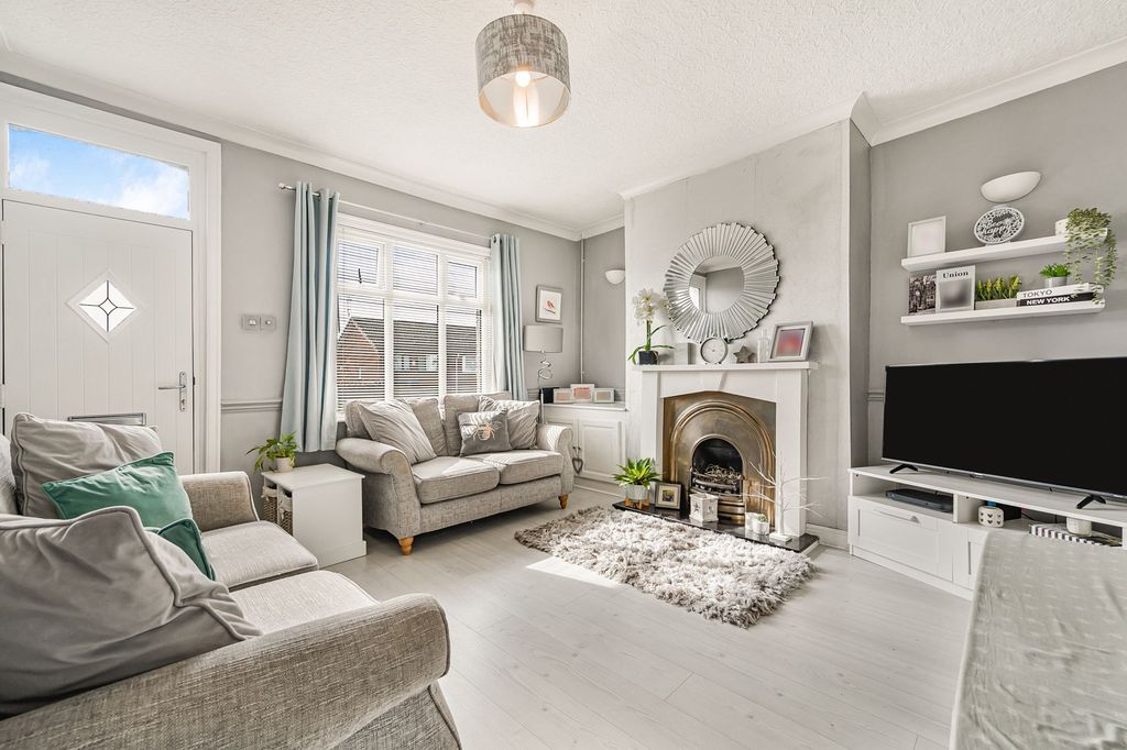 Property photo 3 of 22