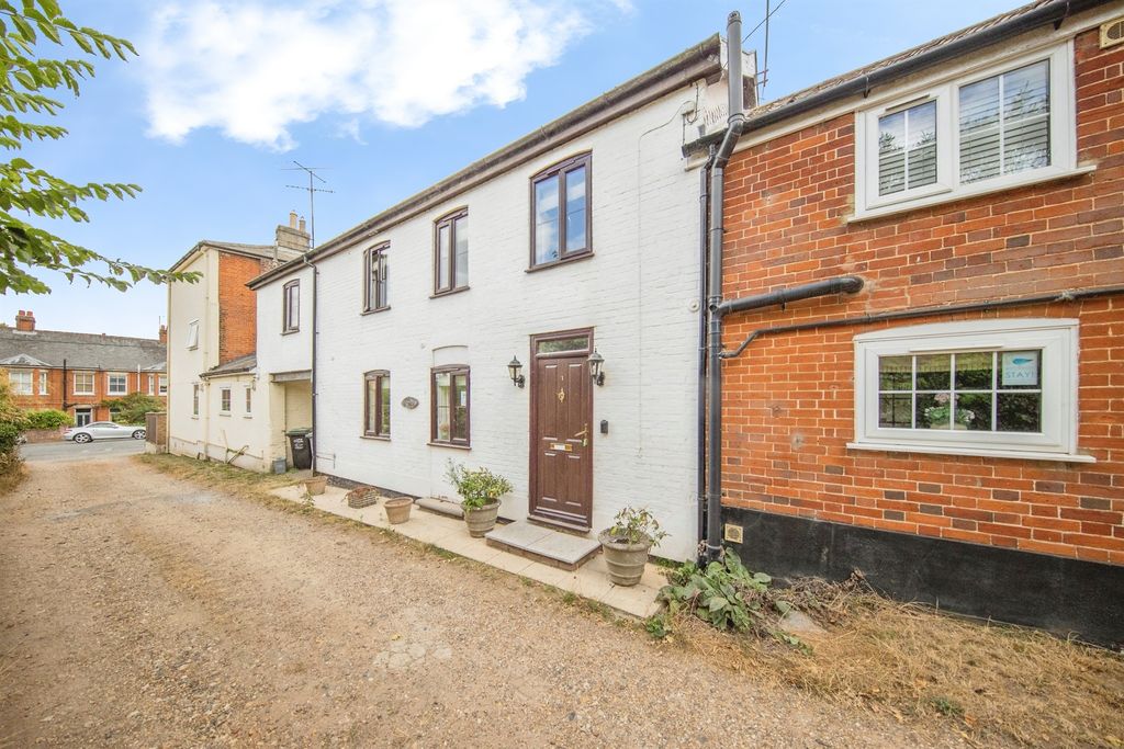 Property photo 1 of 19