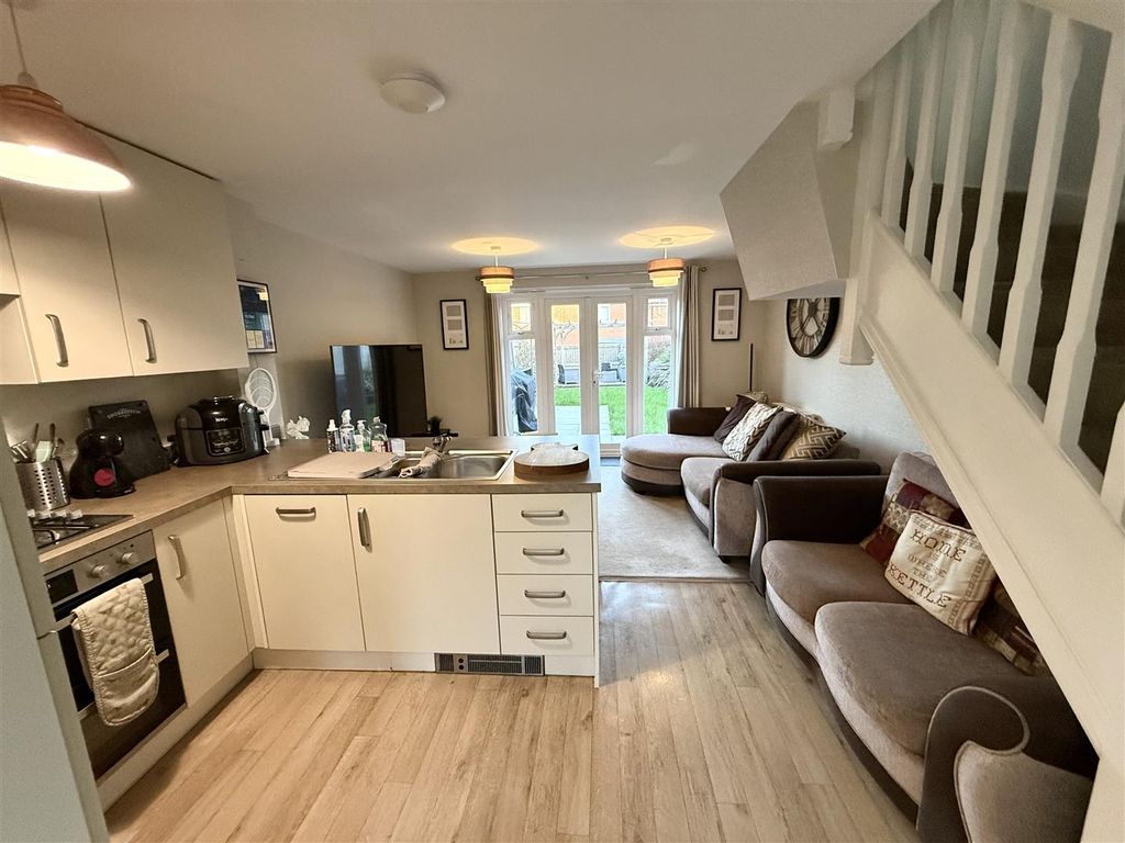 Property photo 2 of 19 Img_2202.Jpg