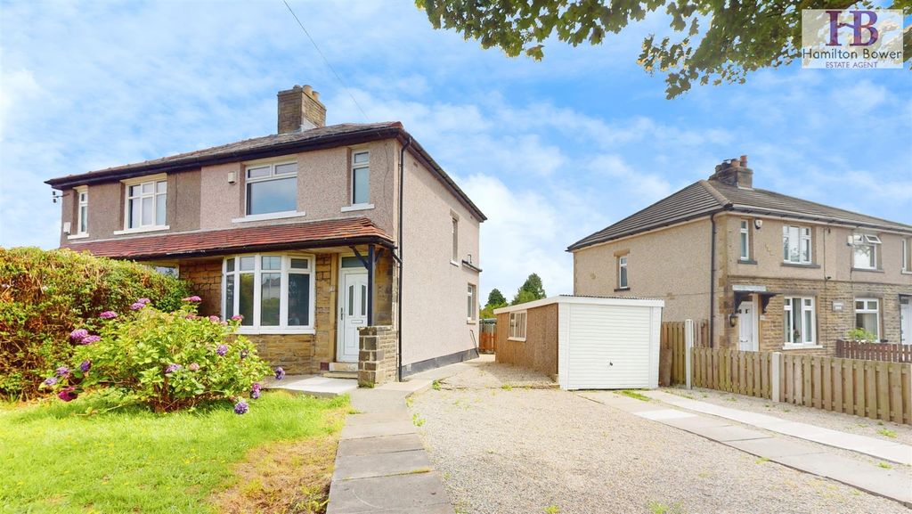 Property photo 1 of 12 External