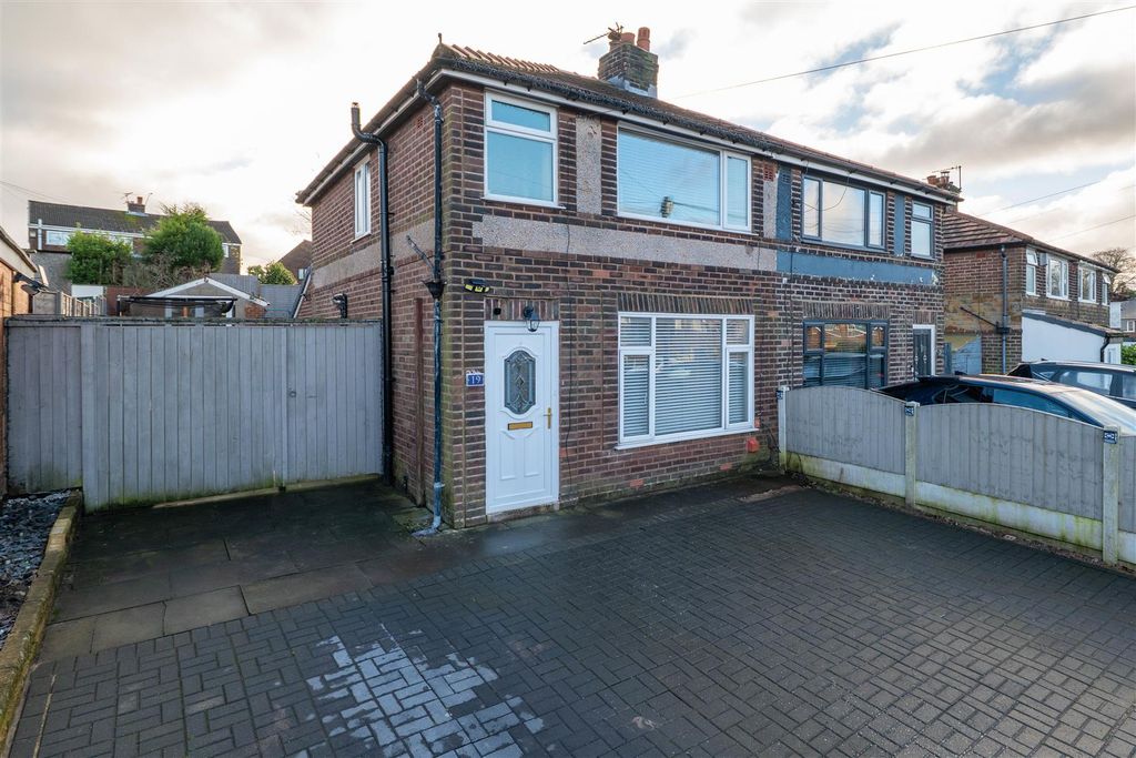 Property photo 1 of 14 Front External